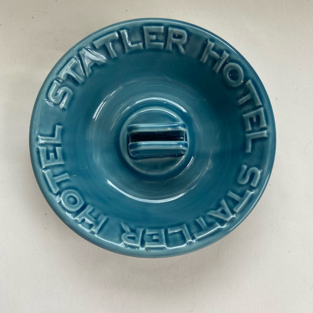 Vintage Hotel Statler ashtray